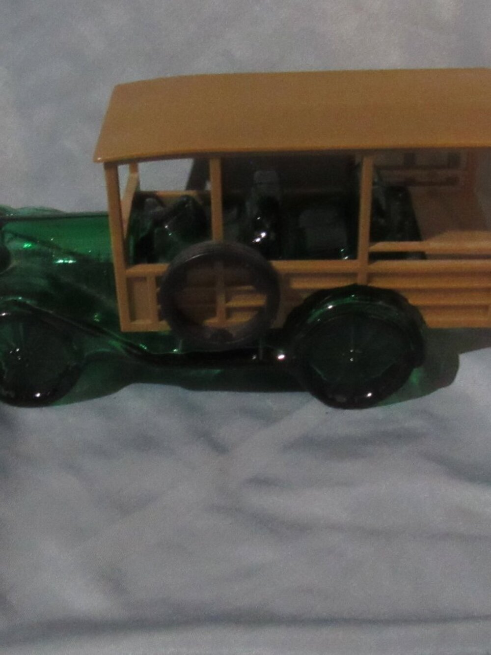 Avon 1923 Station Wagon / Woody Cologne Bottle / Decanter 1970's Empty X524